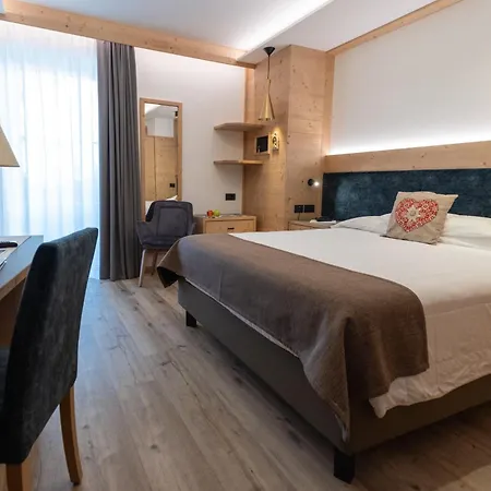 Alexander Alpine Wellness Dolomites 3*