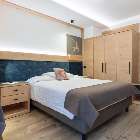 Alexander Alpine Wellness Dolomites Molveno