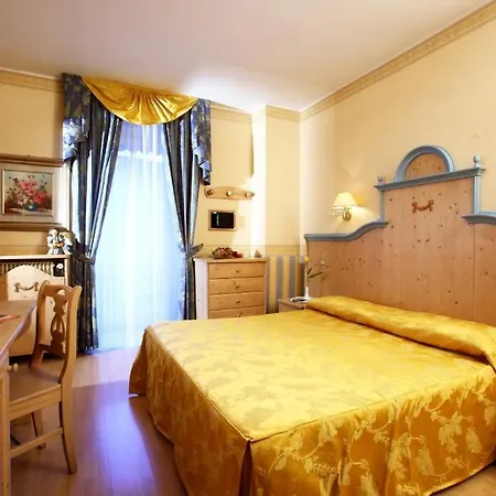 Alexander Alpine Wellness Dolomites Hotel 3*