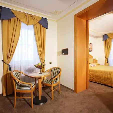 Alexander Alpine Wellness Dolomites 3* Molveno